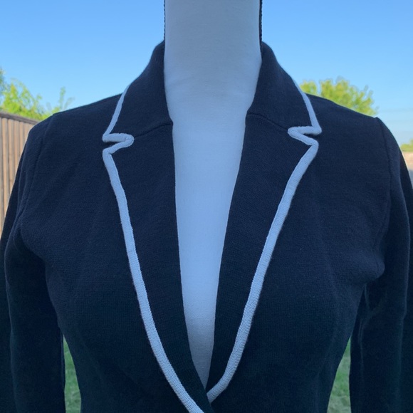 🌟Host Pick✨Ann Taylor Factory- Sweater Blazer NWT - Picture 4 of 8